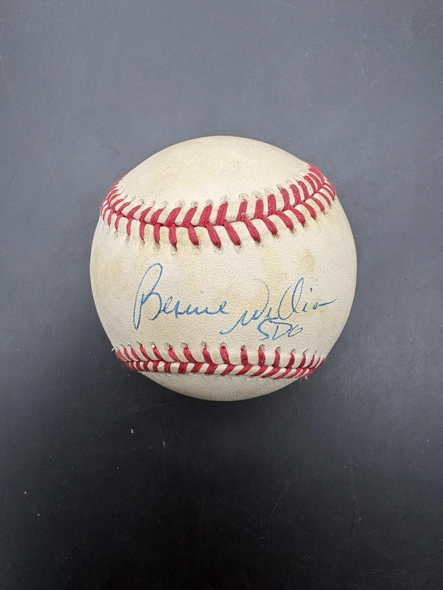 Bernie Williams Original Autographed Baseball MLB Balls for sale