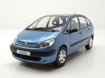 Citroen Xsara Picasso 1999 blau metallic Modellauto 1:24 Whitebox