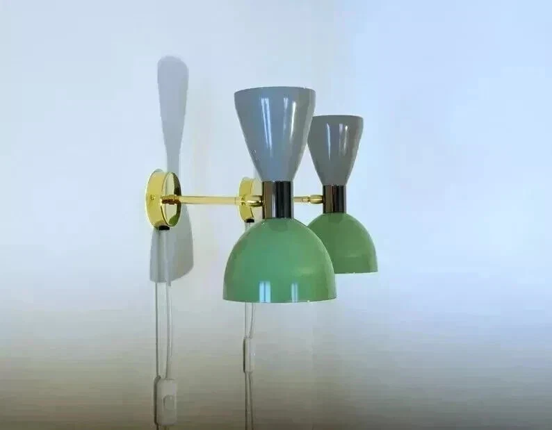 Aplique de pared italiano moderno de mediados de siglo par lámpara diabolo artículo de regalo de Navidad Foto 2 de 4