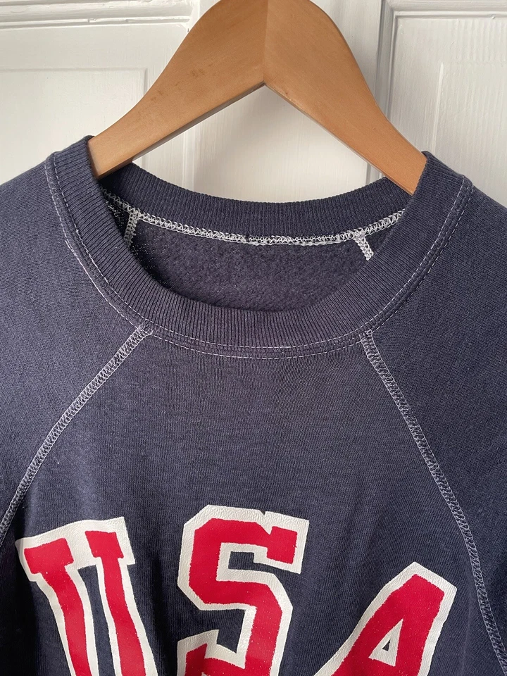 Sudadera de Colección Rara EE. UU. Envejecida Olímpica Cuello Redondo Talla Pequeña Azul Marino Foto 3 de 4