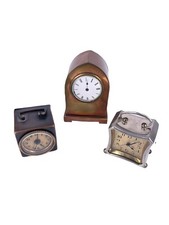 Lotto antiche sveglie da viaggio orologi da viaggio 3 pezzi difettosi Junghans