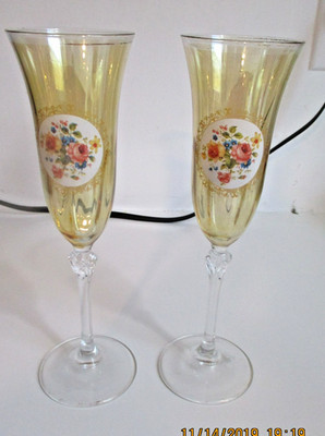 Vintage Pair (2) La Reine of Italy Gold Iridescent Crystal Champagne Flutes