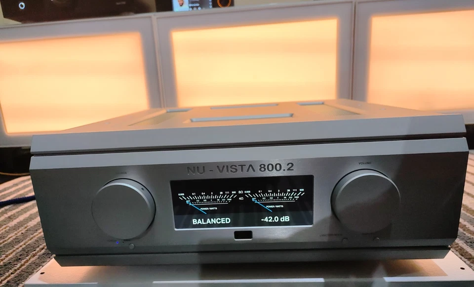 Musical Fidelity Nu Vista 800.2 Vollverstärker OVP