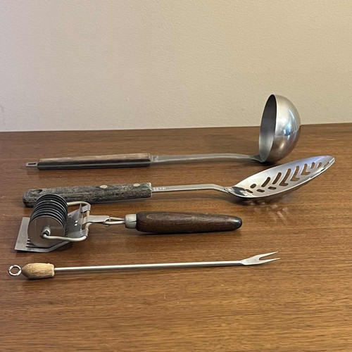 Lote de utensilios con mango de madera de colección - Happy Home, Ekco Flint, Rostfitl, Japón EE. UU. K5 - Imagen 2 de 12