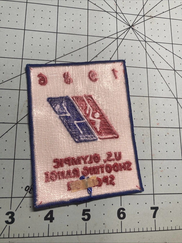 Parche bordado recuerdo patrocinador equipo de tiro olímpico de Estados Unidos 1986 vintage Foto 2 de 2