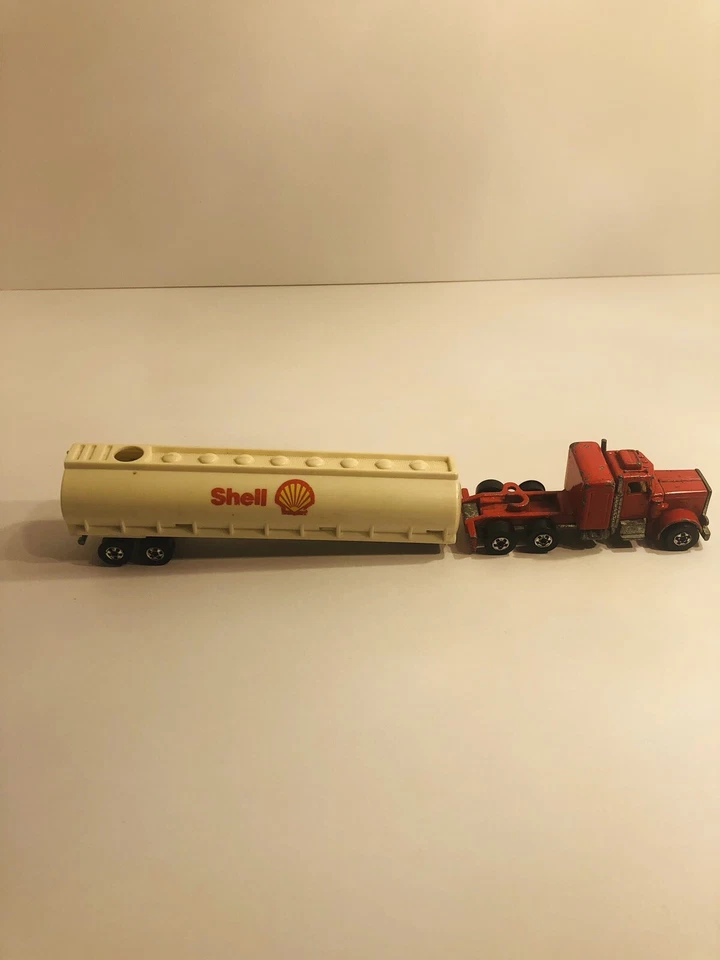 САМАЯ ДЕШЕВАЯ ЦЕНА Hot Wheels Peterbilt Грузовик Рулевая Установка Танкер Kenworth Красная Оболочка - Изображение 3 из 3