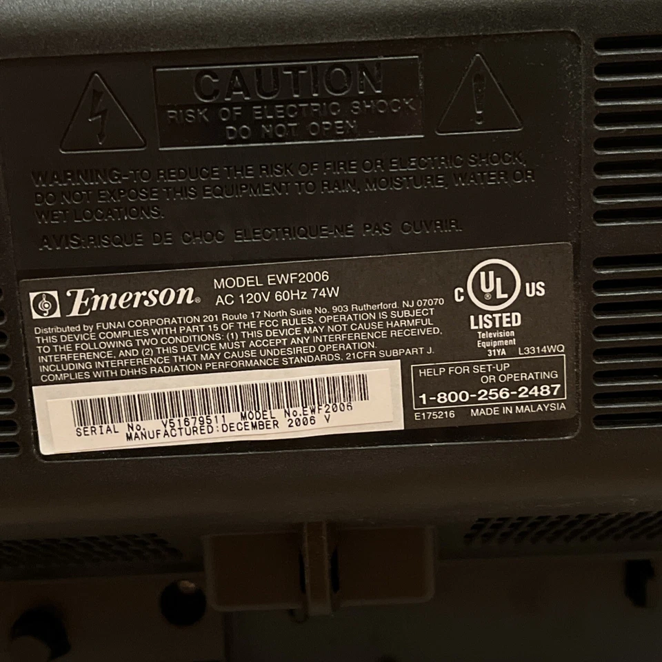 Emerson EWF2006 20” CRT TV Tube Flat Screen Color Retro Gaming- NO REMOTE- - Image 3 of 4