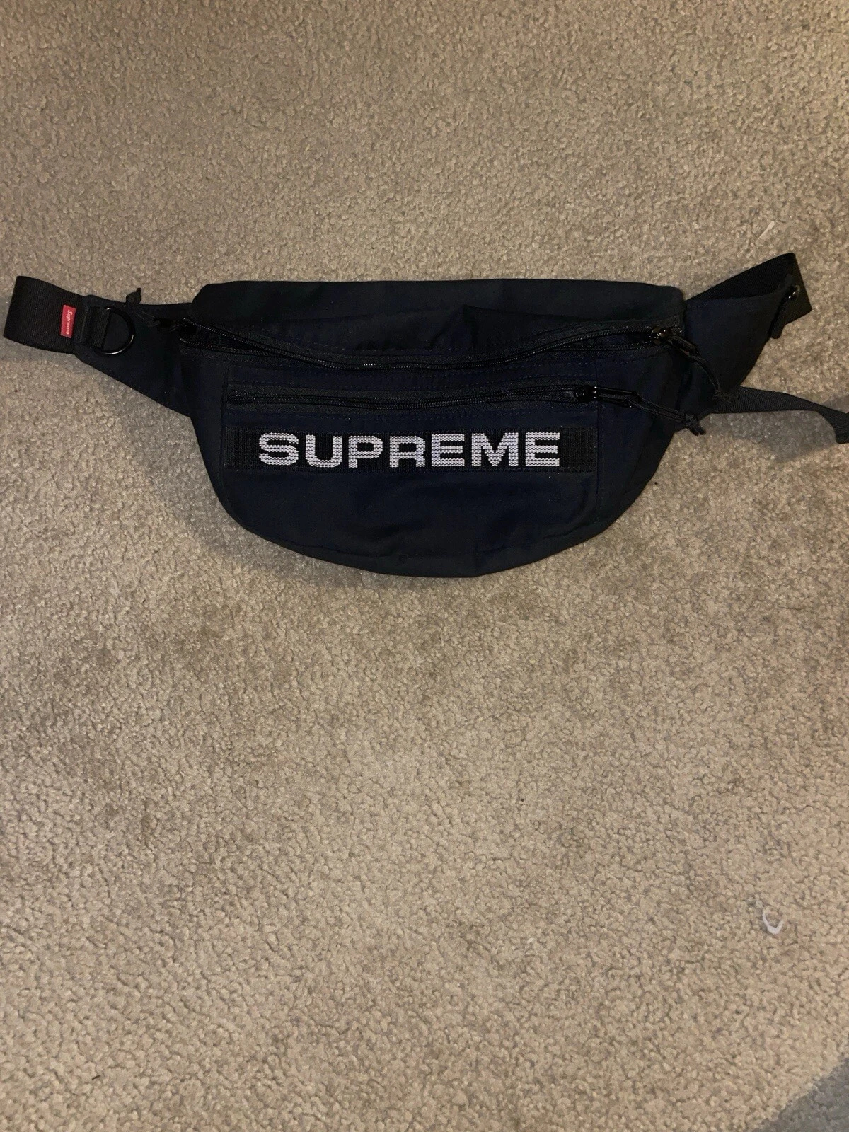 Sac taille champêtre Supreme SS23 noir occasion