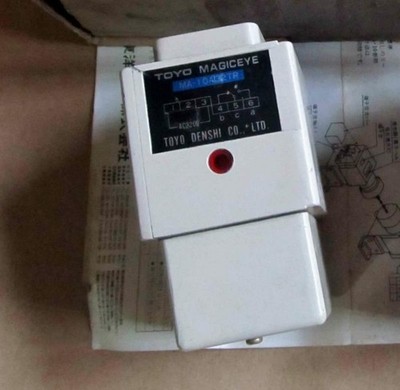 1pc used TOYO MA-10A32TR photoelectric switch *le