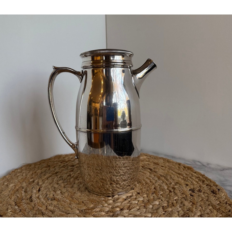 Vintage Sani-Tite Art Deco cocktail shaker pitcher, silverplate, 1.5 quarts
