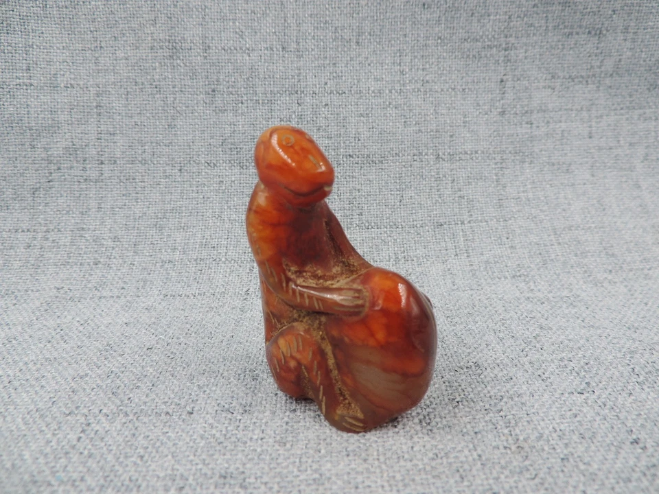 Antique Chinese Hand-carved Old Hetian Jade Monkey Statue Pendants Amulet - Image 4 of 4