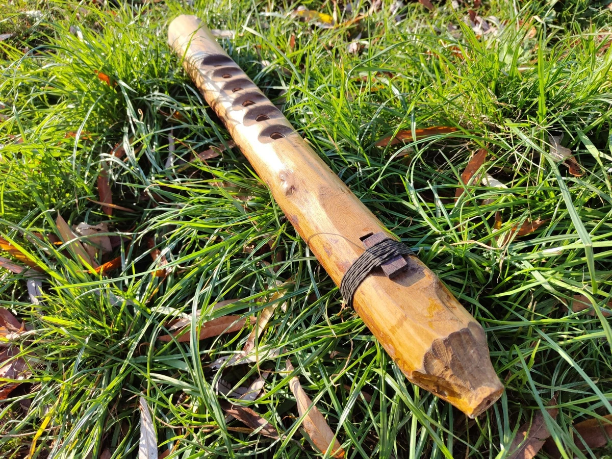 BASS Druid Native American style Flute Key of low C DEEP