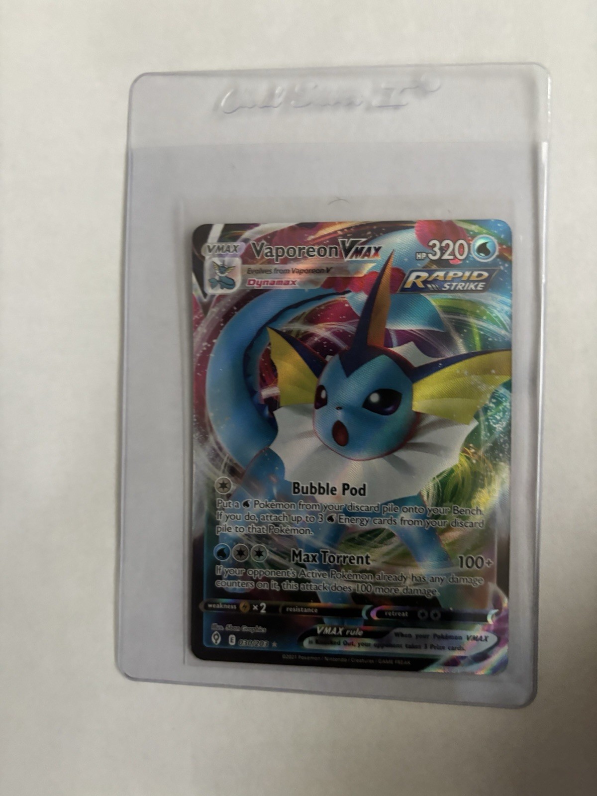 Pokémon TCG Vaporeon VMAX Holo Ultra Rare Card Evolving Skies 30/203