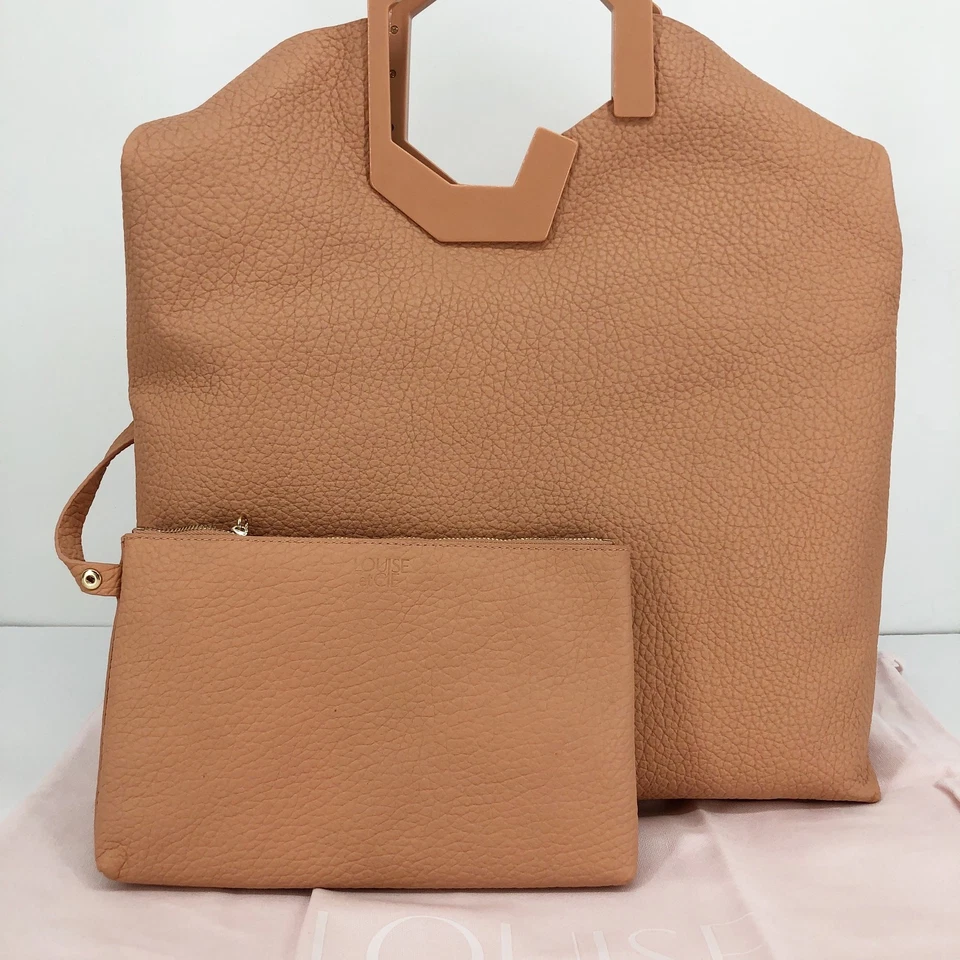 $498 Bolso de Mano LOUISE ET CIE Mujer Cuero Linn 16" x 17" Rosa Clavel Nuevo con Etiquetas Foto 3 de 4