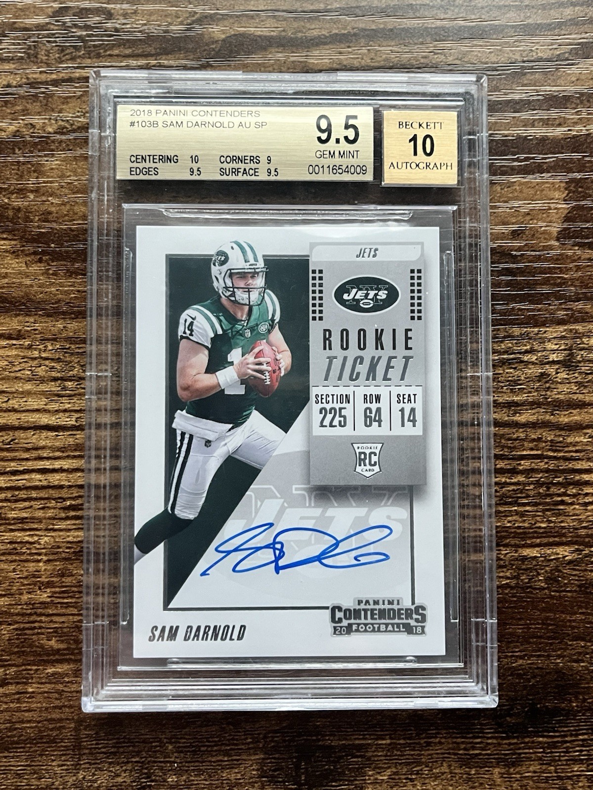 SAM DARNOLD 2018 CONTENDERS ROOKIE TICKET AUTO BGS 9.5/10 #103B VARIATION SP