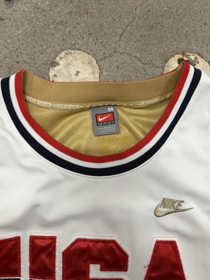 Camiseta masculina Nike EUA basquete Larry Bird Dream Team Olympics tamanho M - Imagem 2 de 4