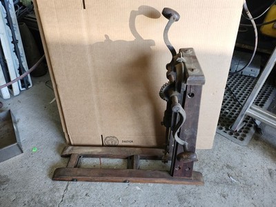 Antique Timber Frame Barn Beam Boring Machine Hand Crank Cast Iron Wood Working