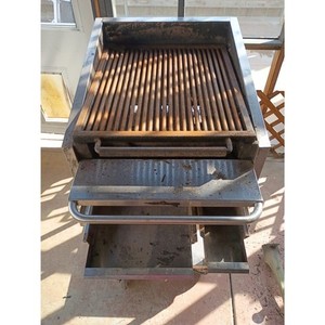 USED MagiKitch'n (4 Burner) Char-Grill / Broiler (2 Foot) with Stand on Wheels