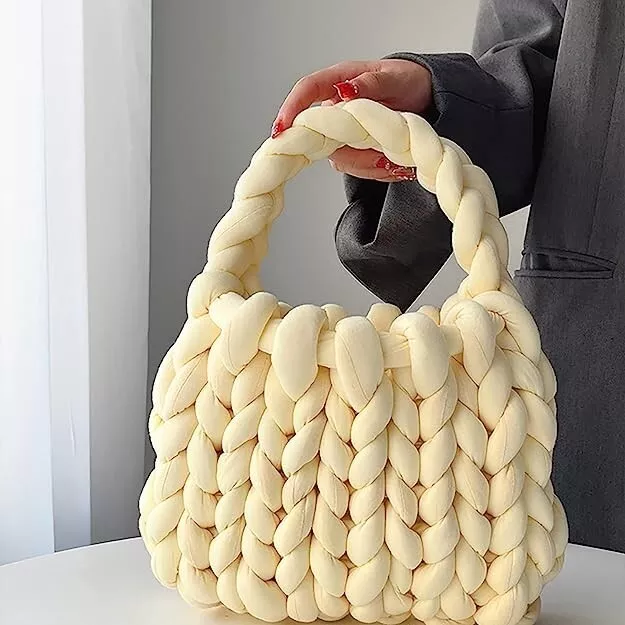 Women Giant Wool Hand woven Handbag Chunky Yarn Knit Shoulder Bag