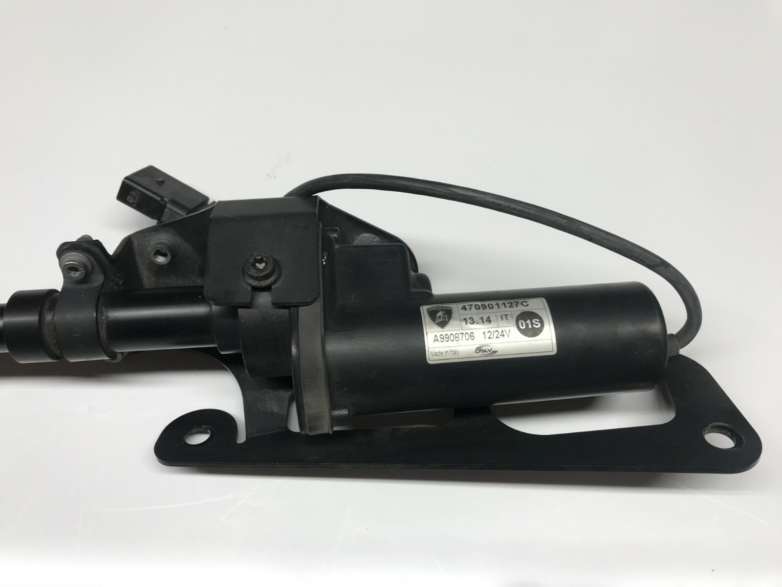 LAMBORGHINI AVENTADOR LP700 ACTUATOR MOTOR AIR INTAKE ASSEMBLY OEM 470901127C