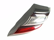 Feu arrière Nissan ALMERA