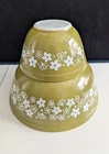 Vtg 403 2 1/2 quart 401 1-1/2 Pyrex Spring Blossom Crazy Daisy Bowl Beautiful