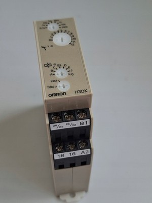 Omron H3DK-M2 Zeitrelais 1 Stück