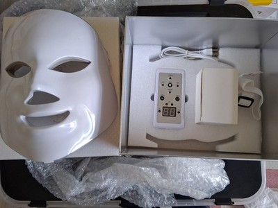 Gesichtsmaske Schönheit LED Bunt Therapie Hautpflege 7 Farben Photon Schraube