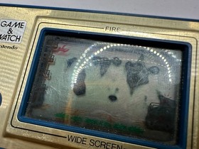 NINTENDO  GAME & WATCH FIRE Wide Screen FR-27 1981, black spots on Screen