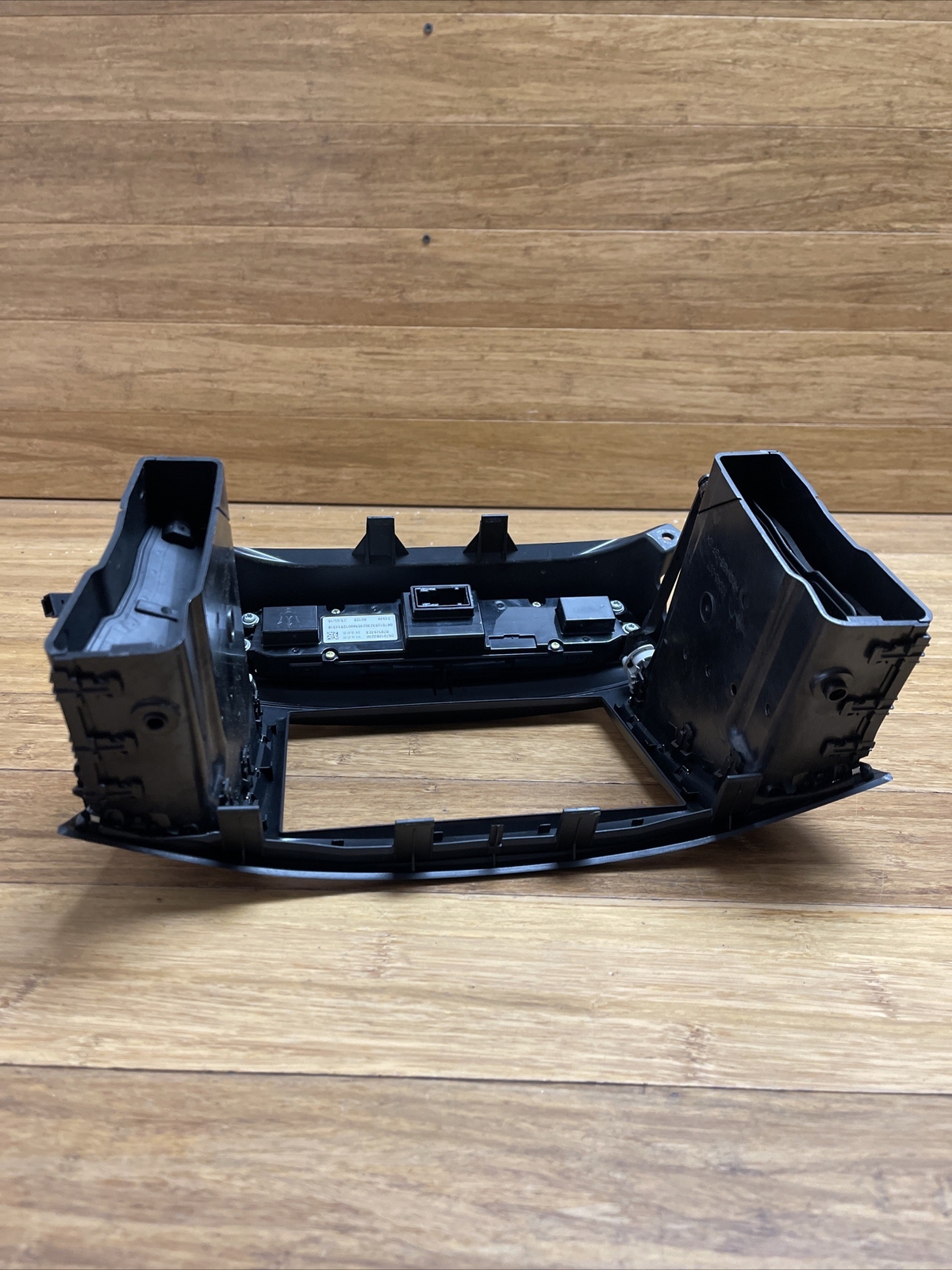 2017-2020 Maserati Levante A/C Heater Climate Dash Control Switch Panel OEM