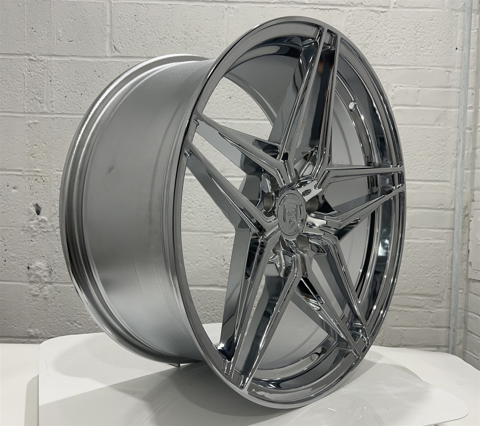 4 HP5 20 inch STAGGERED Chrome Rims fits 2016 Maserati Gran Turismo + Hardware