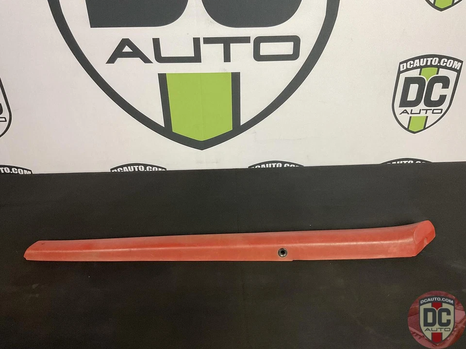 1978 Porsche 911 930 SC Right Door Top Strip Leatherette Lobster 125544 - Image 2 of 4