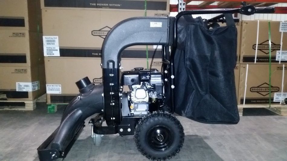 Bulldog Gas Self Propelled Walk Behind Lawn Leaf Vacuum Vac Parking