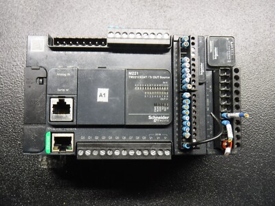 Schneider Electric M221 TM221CE24T/Tr OUT Source / TM3AI8 / TM3DM8R