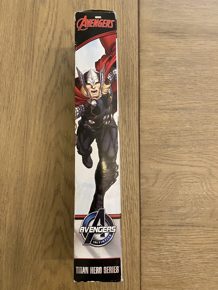 Boneco Marvel Avengers Titan Hero Series Thor 12 polegadas novo na caixa B1670 - Imagem 3 de 4