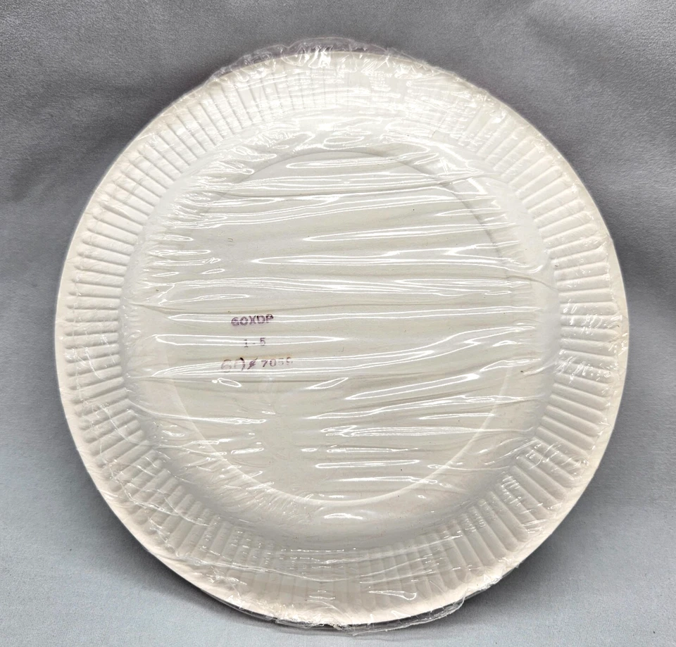 Juego de 2 platos de papel navideño vintage de 7" y cuencos de 6,5" Santa con animales Foto 3 de 4