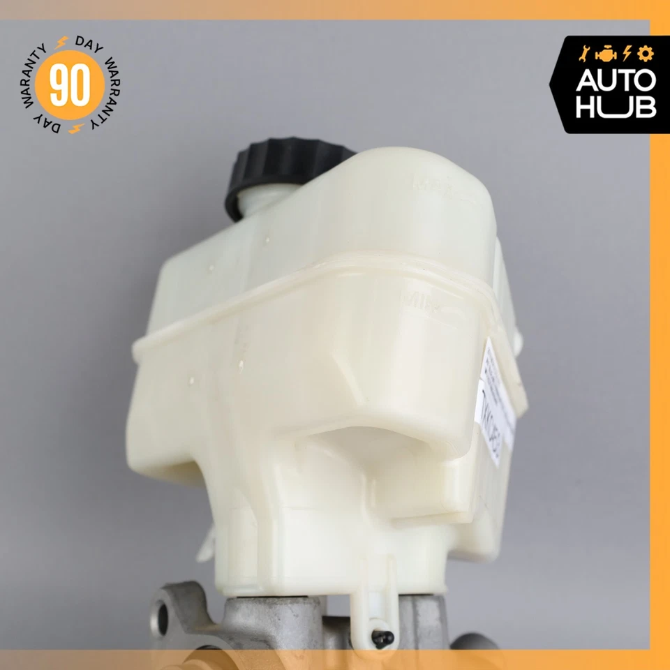 Cilindro maestro de freno 14-17 Mercedes W222 S600 S63 con depósito 2224300002 OEM Foto 4 de 4