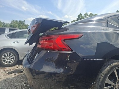 Used Right Tail Light Assembly fits: 2017 Nissan Maxima quarter panel mounted Ri