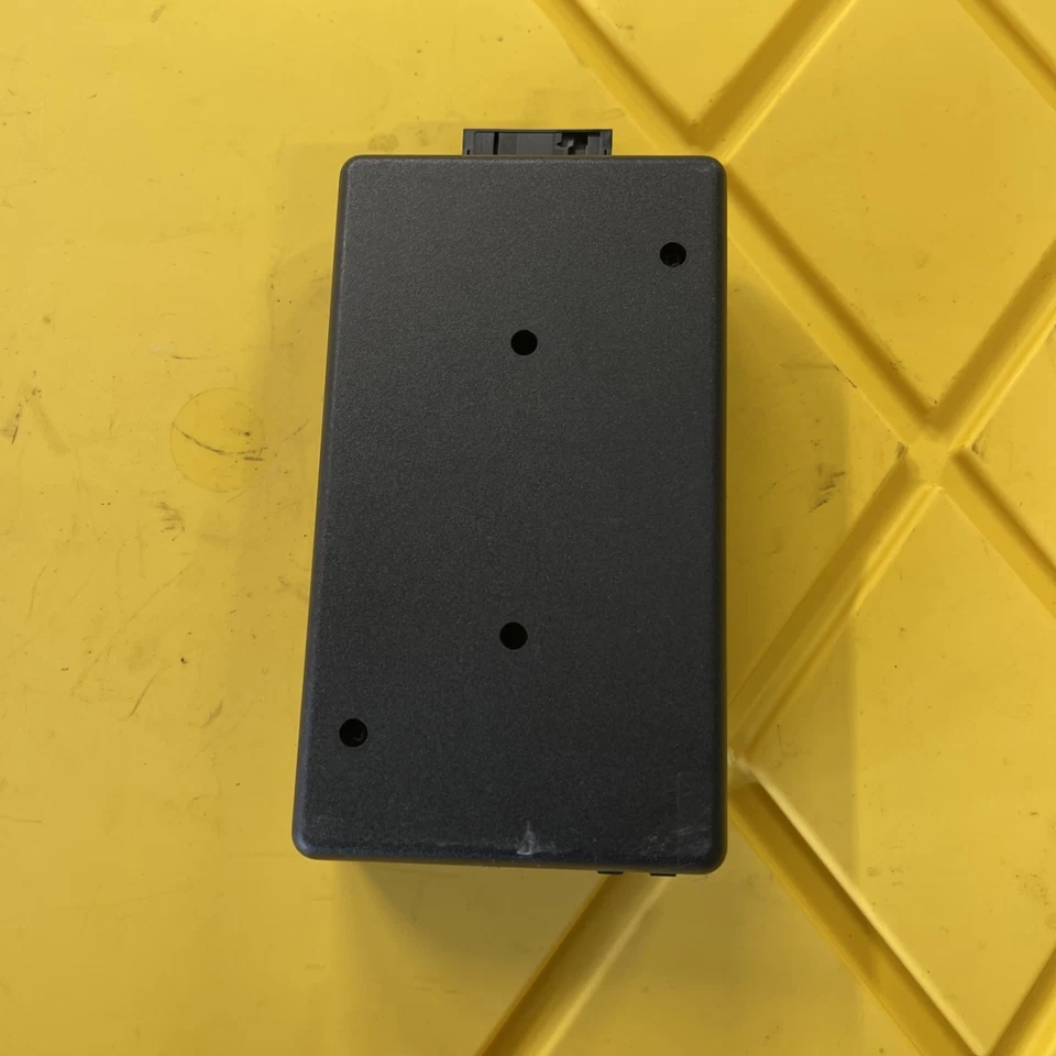 07-09 Módulo de control de interfaz iPod Mercedes W221 S550 CL550 B6 782 42 45 FABRICANTE DE EQUIPOS ORIGINALES Foto 2 de 4