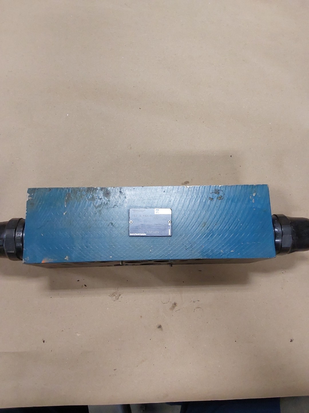 BOSCH REXROTH - HSZ 16 B106-31/M00. *R900335054*