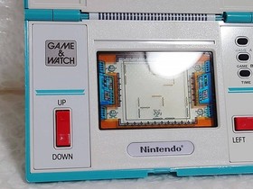 Used As-Is Discontinued Nintendo Game & Watch Multi Screen Squish Faulty MG-61