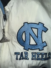 Early 90’s Vintage Rare Apex One North Carolina Tar Heels Windbreaker Jacket!