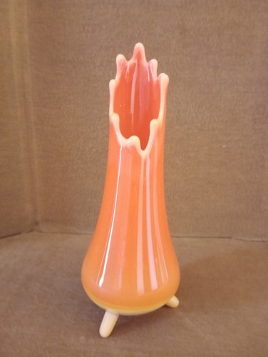 Mid Century Modern L.E. Smith Bittersweet Orange Swung 3 Footed Glass Vase 9.5.