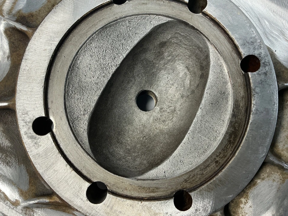 Bultaco Alpina JM 350 Sherpa OEM Pursang? Culata Foto 4 de 4