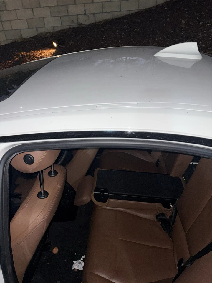 Assentos dianteiros e traseiros de couro BMW 340i 2016 cor caramelo em bom estado com - Imagem 4 de 4