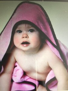 LUXURIOUS ORGANIC BAMBOOH HOODED BABY TOWEL