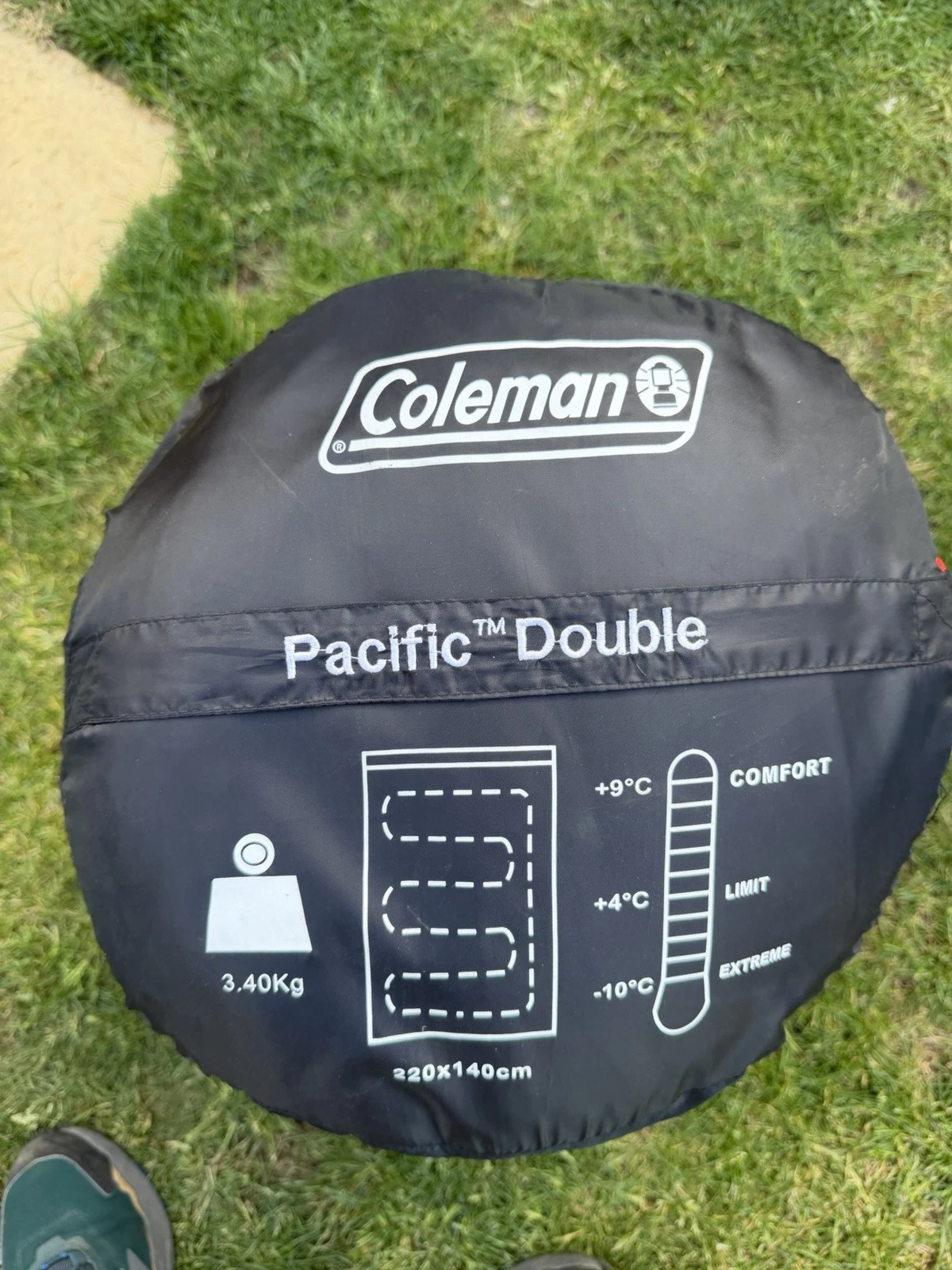 Coleman Pacific Double Sleeping Bag - RED