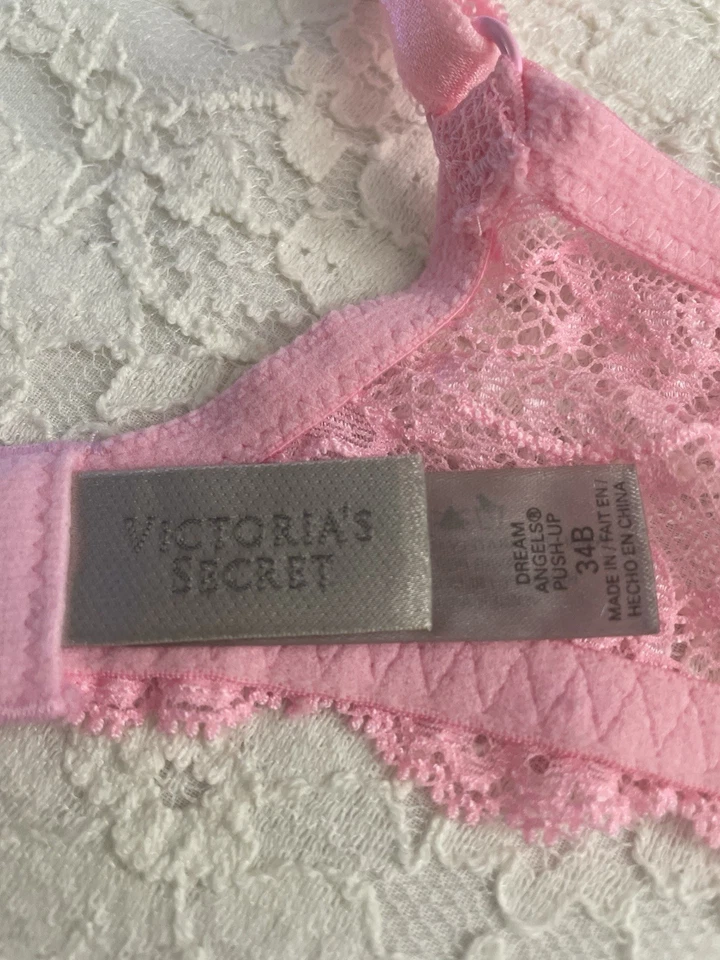 Victoria's Secret Light Pink Push Up Bra - Image 4 of 4