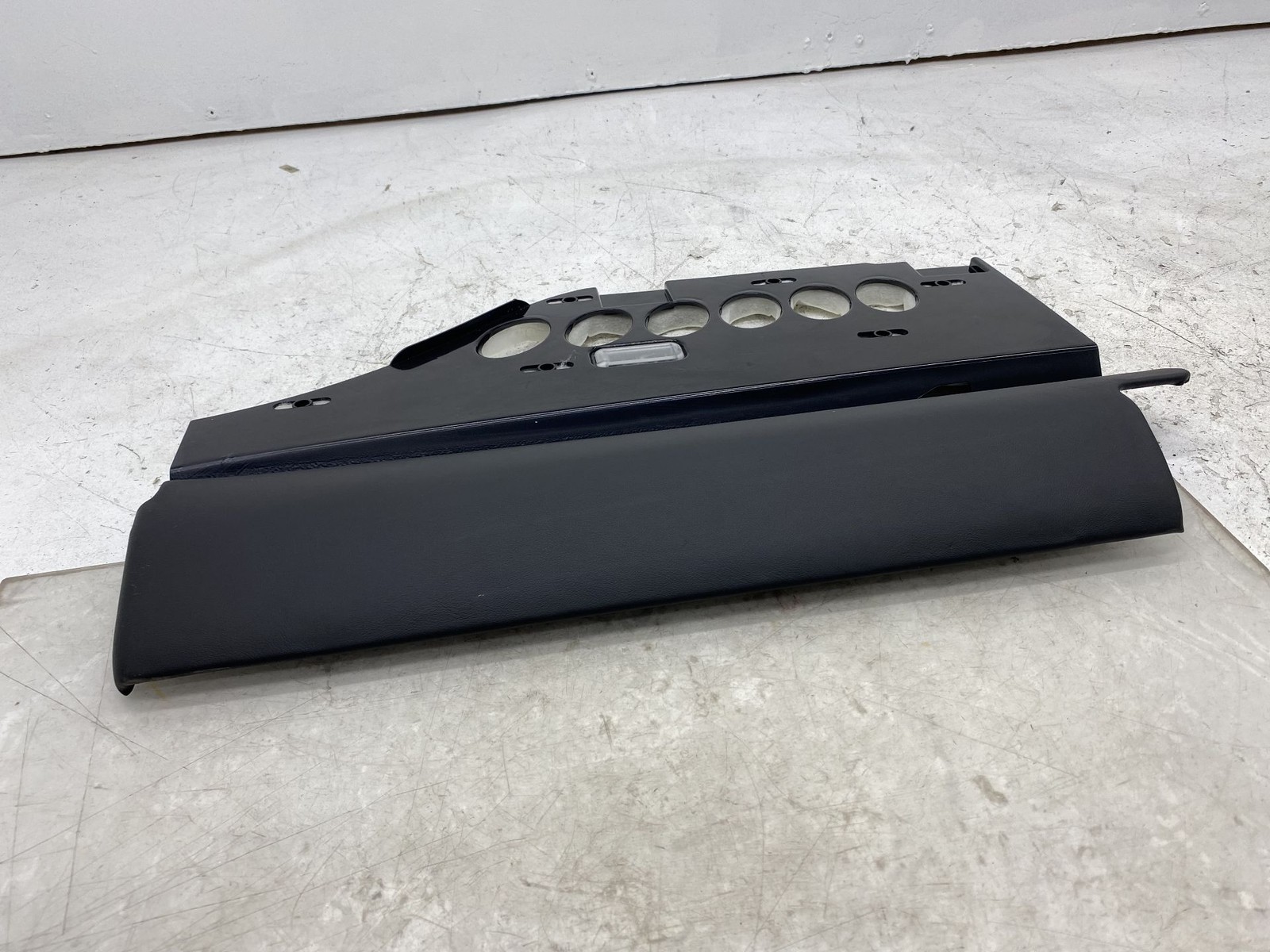 Bentley Flying Spur 2013-2018 FRONT+RIGHT+LOWER Knee bolster