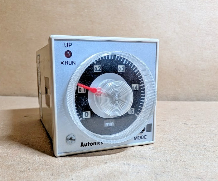 Autonics AT11D Timer, Multi Mode, 0-30s, 100-120VAC, 5A (New No Box)